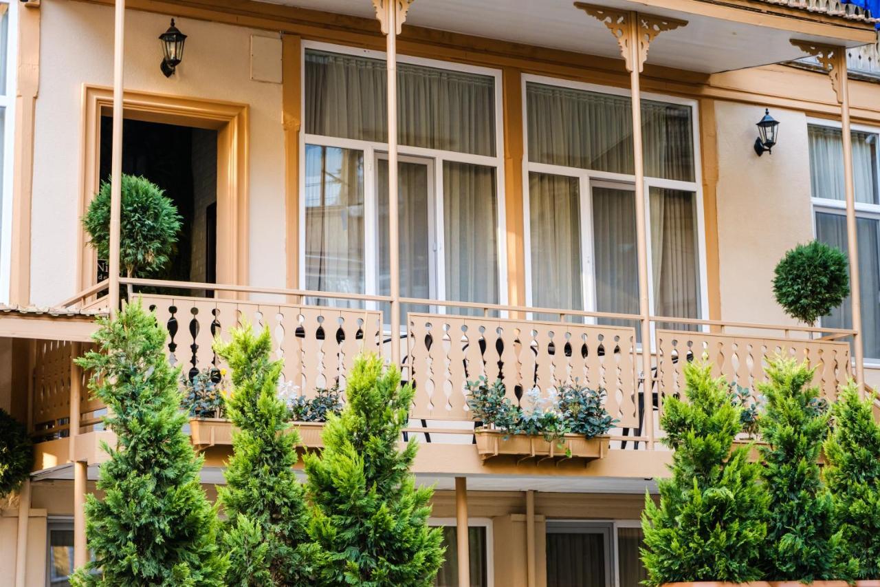 Bb Residence Sololaki Tbilisi Exteriör bild